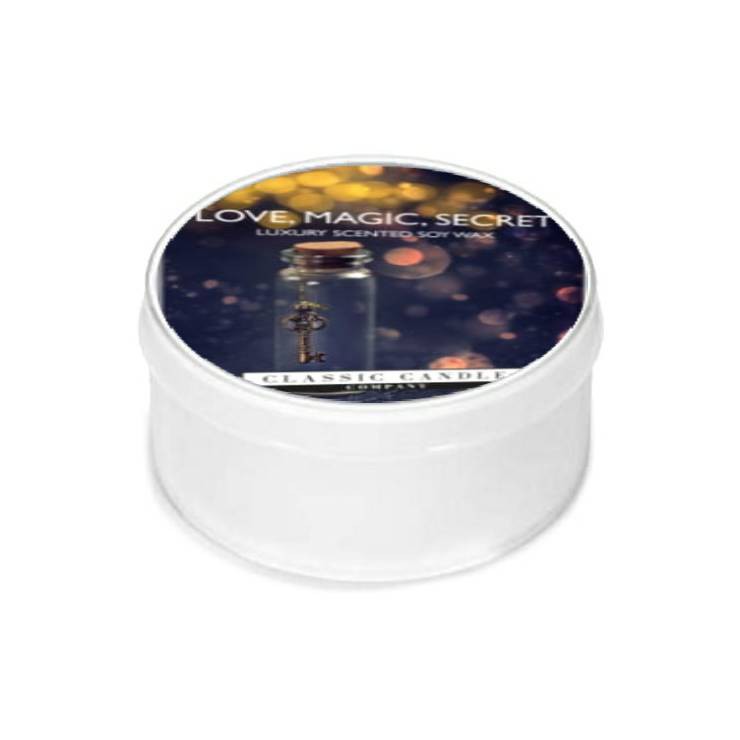 Daylight świeczka Love, Magic, Secret Classic Candle Daylight świeczka Love, Magic, Secret Classic Candle