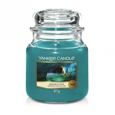 Średnia świeca Moonlit Cove Yankee Candle