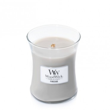 Średnia świeca Fireside Woodwick