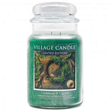 Duża świeca Cardamom & Cypress Village Candle