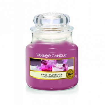 Mała świeca Sweet Plum Sake Yankee Candle