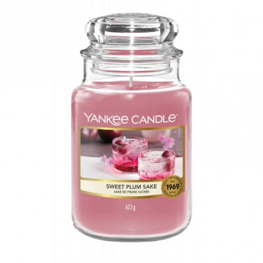 Duża świeca Sweet Plum Sake Yankee Candle