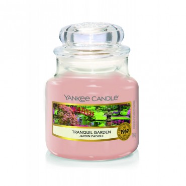 Mała świeca Tranquil Garden Yankee Candle