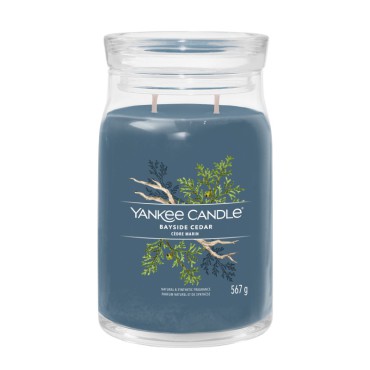 Duża świeca Signature Bayside Cedar Yankee Candle