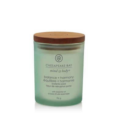 Mała świeca Balance & Harmony (Waterlily Pear) Chesapeake Bay Candle
