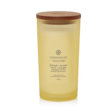 Duża świeca Strength & Energy (Pineapple Coconut) Chesapeake Bay Candle