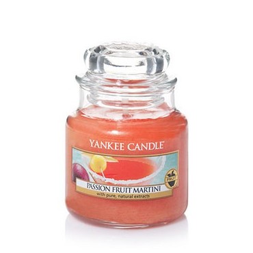 Mała świeca Passion Fruit Martini Yankee Candle