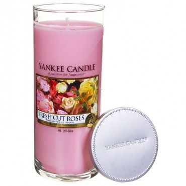 Duży pilar Fresh Cut Roses Yankee Candle