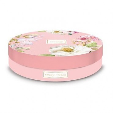 Garden Hideaway zestaw 18 zapachowych tealights + świecznik Yankee Candle
