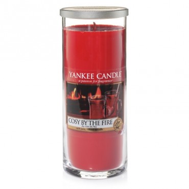 Duży pilar Yankee Candle Cosy by the fire