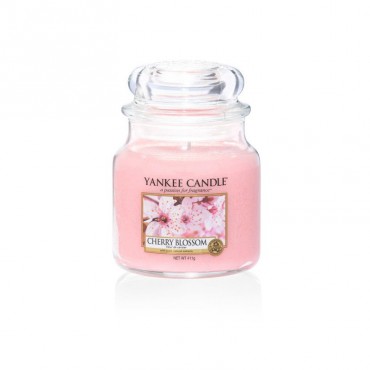 Średnia świeca Cherry Blossom Yankee Candle