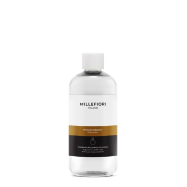 copy of Wkład do Lampy Zapachowej Frosted Earth 250ml Ashleigh & Burwood