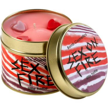 Świeca zapachowa w puszce PŁONĄCE ZMYSŁY – Bomb Cosmetics
