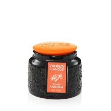 Średnia świeca Sweet Seduction Yankee Candle