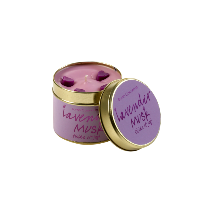 Świeca zapachowa w puszce LAWENDOWE PIŻMO Bomb Cosmetics Świeca zapachowa w puszce LAWENDOWE PIŻMO Bomb Cosmetics