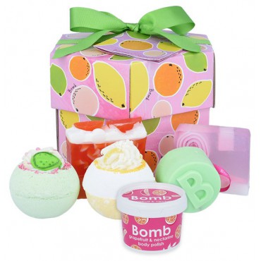Zestaw upominkowy OWOCOWY KOSZYCZEK Bomb Cosmetics