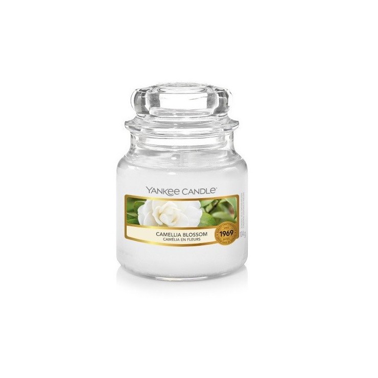 Mała świeca Camellia Blossom Yankee Candle Mała świeca Camellia Blossom Yankee Candle
