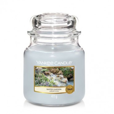 Średnia świeca Water Garden Yankee Candle