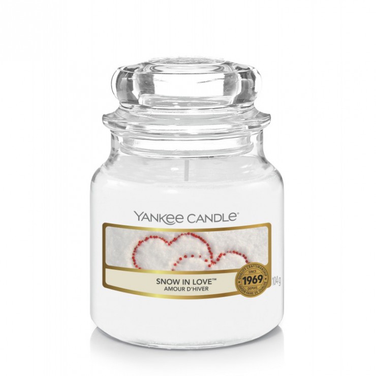 Mała świeca Snow in Love Yankee Candle Mała świeca Snow in Love Yankee Candle