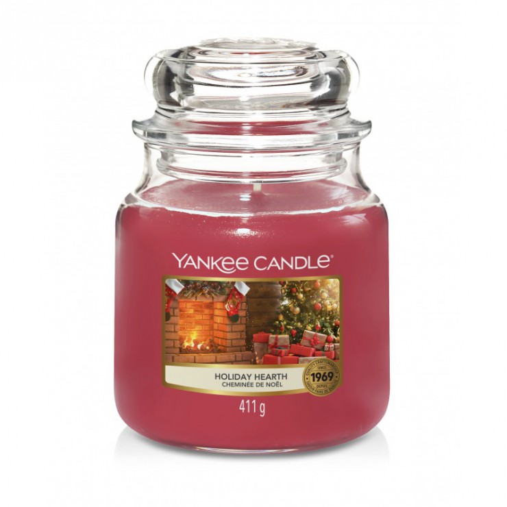 Średnia świeca Holiday Hearth Yankee Candle Średnia świeca Holiday Hearth Yankee Candle