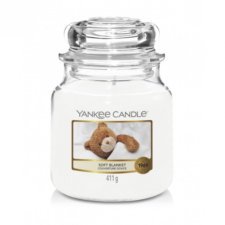 Średnia świeca Soft Blanket Yankee Candle Średnia świeca Soft Blanket Yankee Candle
