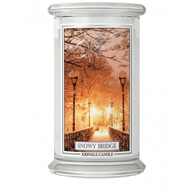 Duża świeca Snowy Bridge Kringle Candle Duża świeca Snowy Bridge Kringle Candle