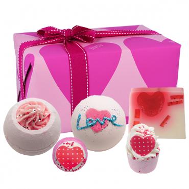 Zestaw upominkowy You're so Cupid Bomb Cosmetics